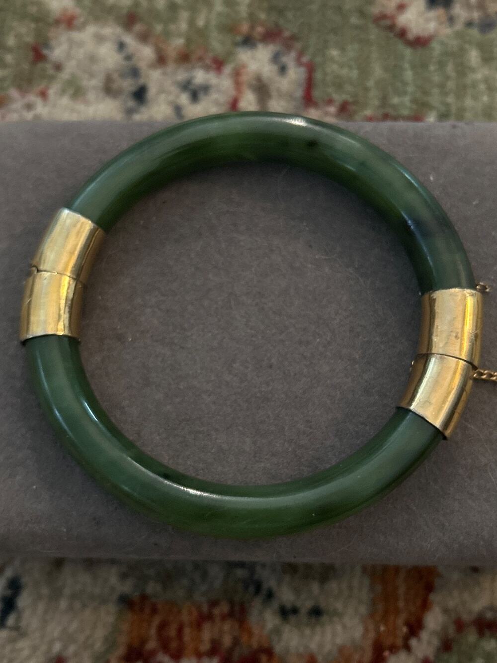 Vintage Chinese Spinach Green Nephrite Jade Hinged Bangle Bracelet Gold Tone